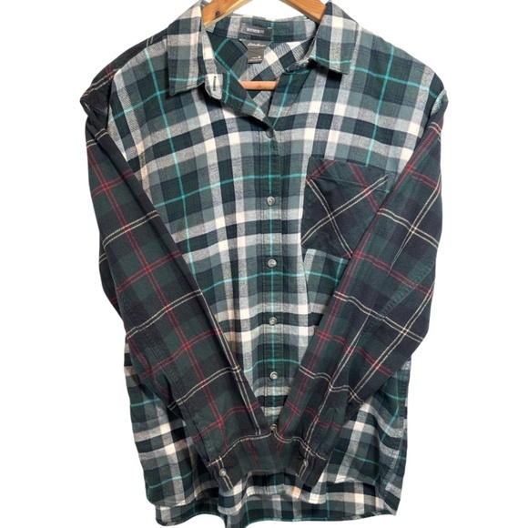 EDDIE BAUER BOYFRIEND FIT FLANNEL SHIRT - WOMEN'S Medium - Picture 3 of 5